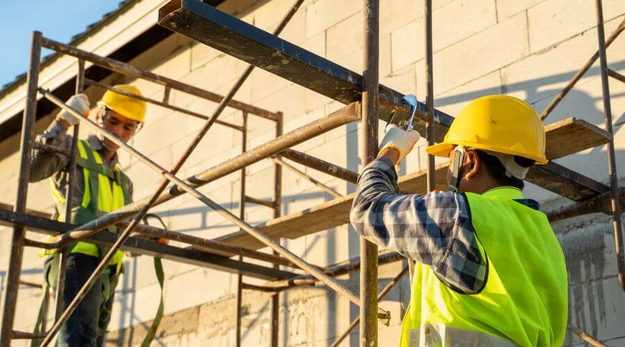 Professional fairlawn roofing services in Marietta, OK